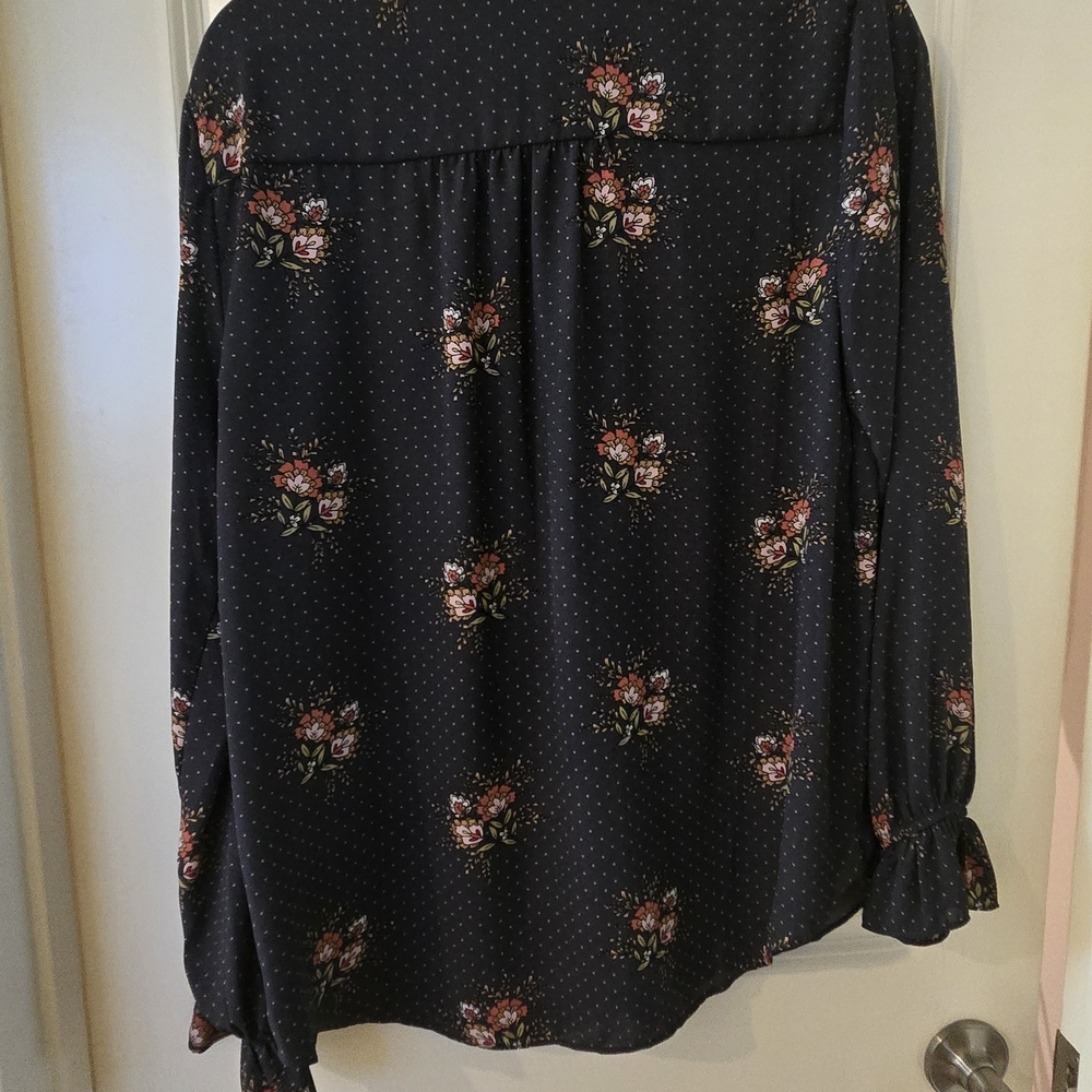 T Tahari Navy Floral Polka Dot Button-Down Blouse - Picture 6 of 6